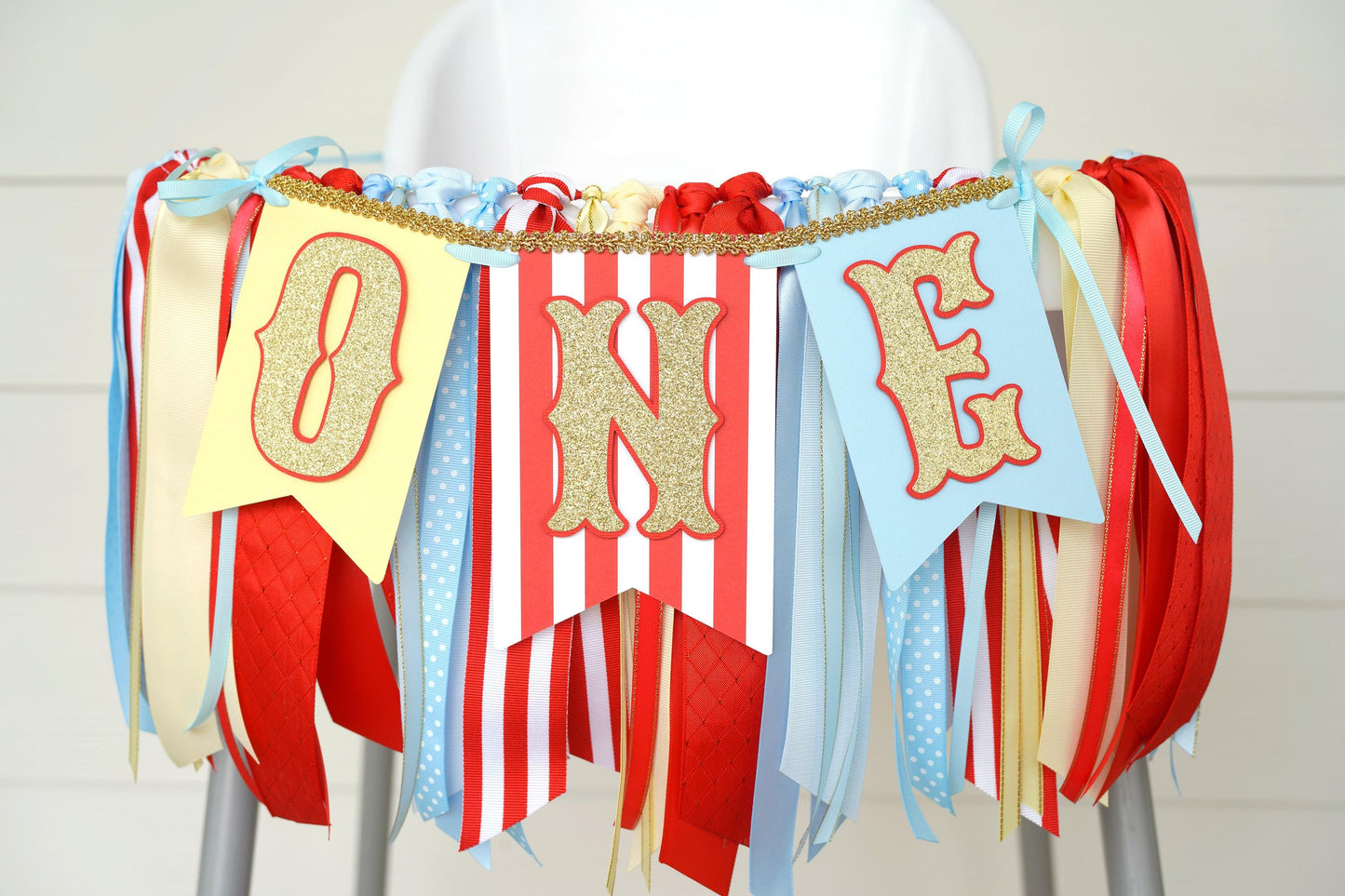 Carnival Circus High Chair Banner and Ribbon Garland Set