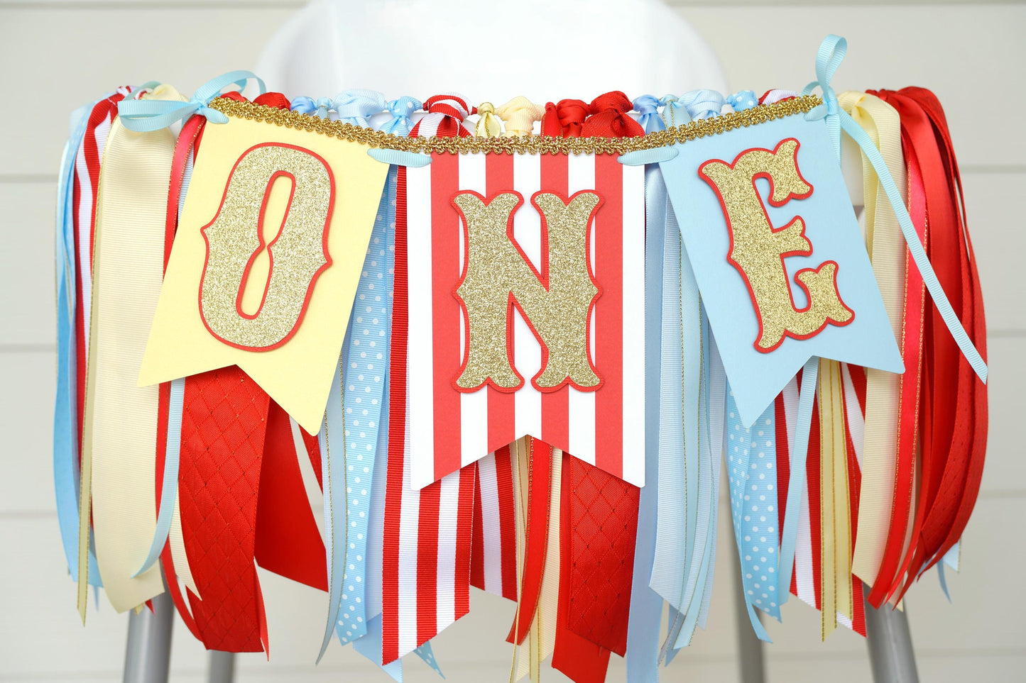 Carnival Circus High Chair Banner and Ribbon Garland Set