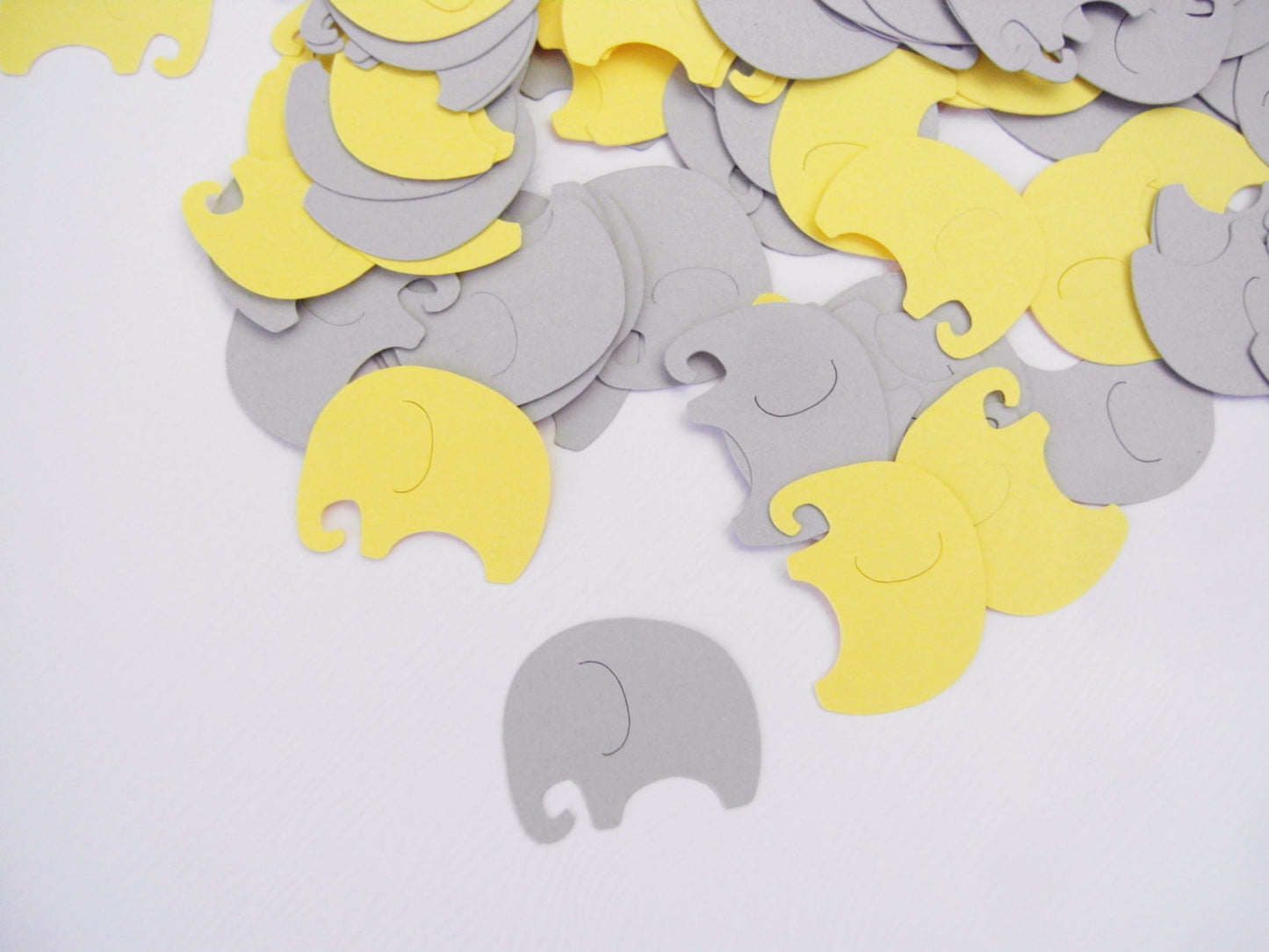 Baby Elephants Table Confetti - Yellow and Gray